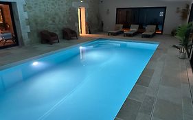 Domaine du lion rouge Piscine et Spa